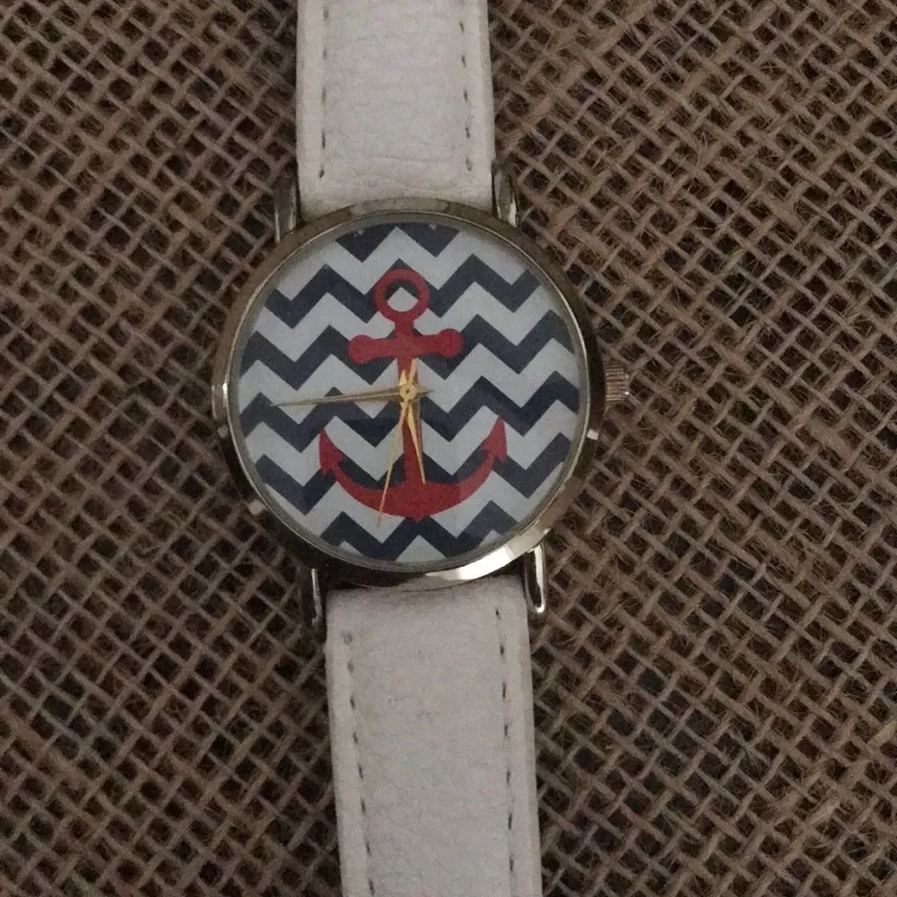 Chevron watch